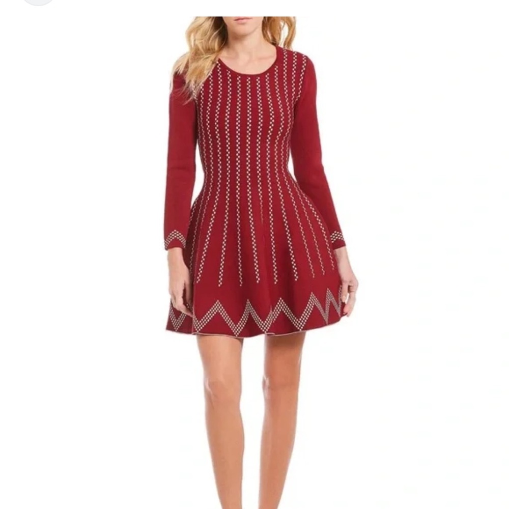 Gianni Bini Kortni burgundy zigzag sweater dress XS